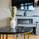 2br Flat - Sleeps 8 - Balcony With View Leeds (West Yorkshire)